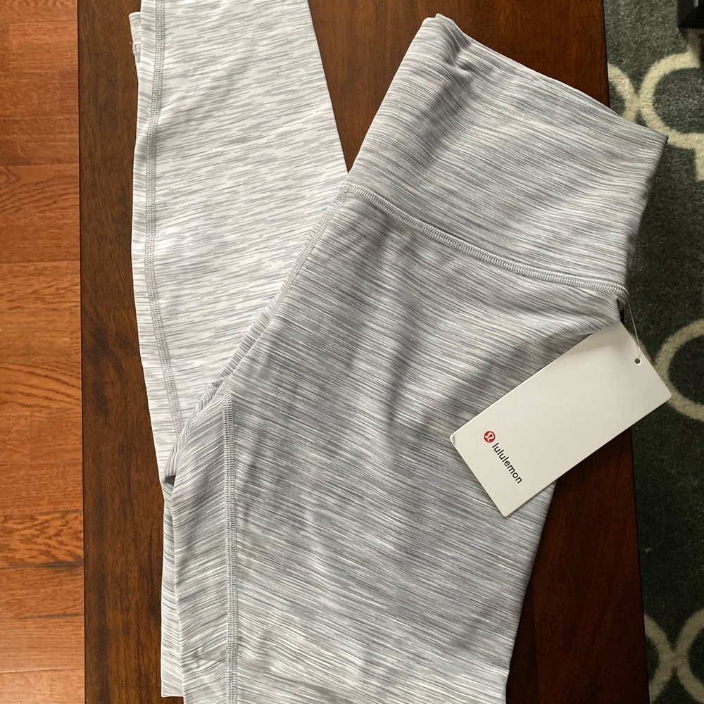NWT Wunder Under ombré lululemon leggings